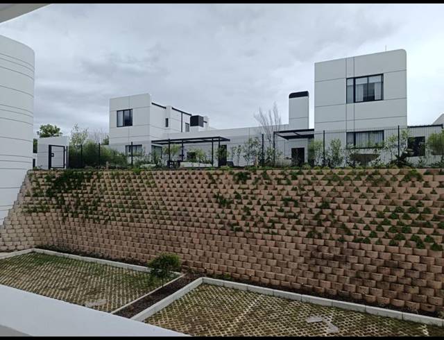 2 BEDROOM PROPERTY TO RENT IN HEATHER PARK